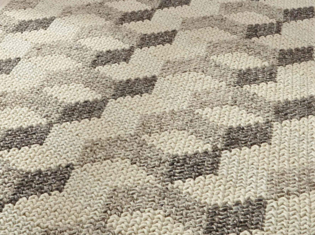 Hand Knotted and Hand Tufted Rugs